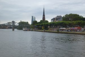 Weekend a Francoforte: la sponda a sud del Meno